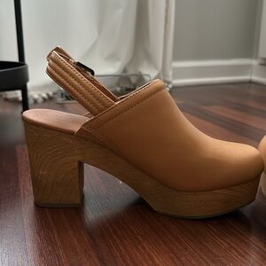 Universal Thread Mule Clog Women’s Size 7
